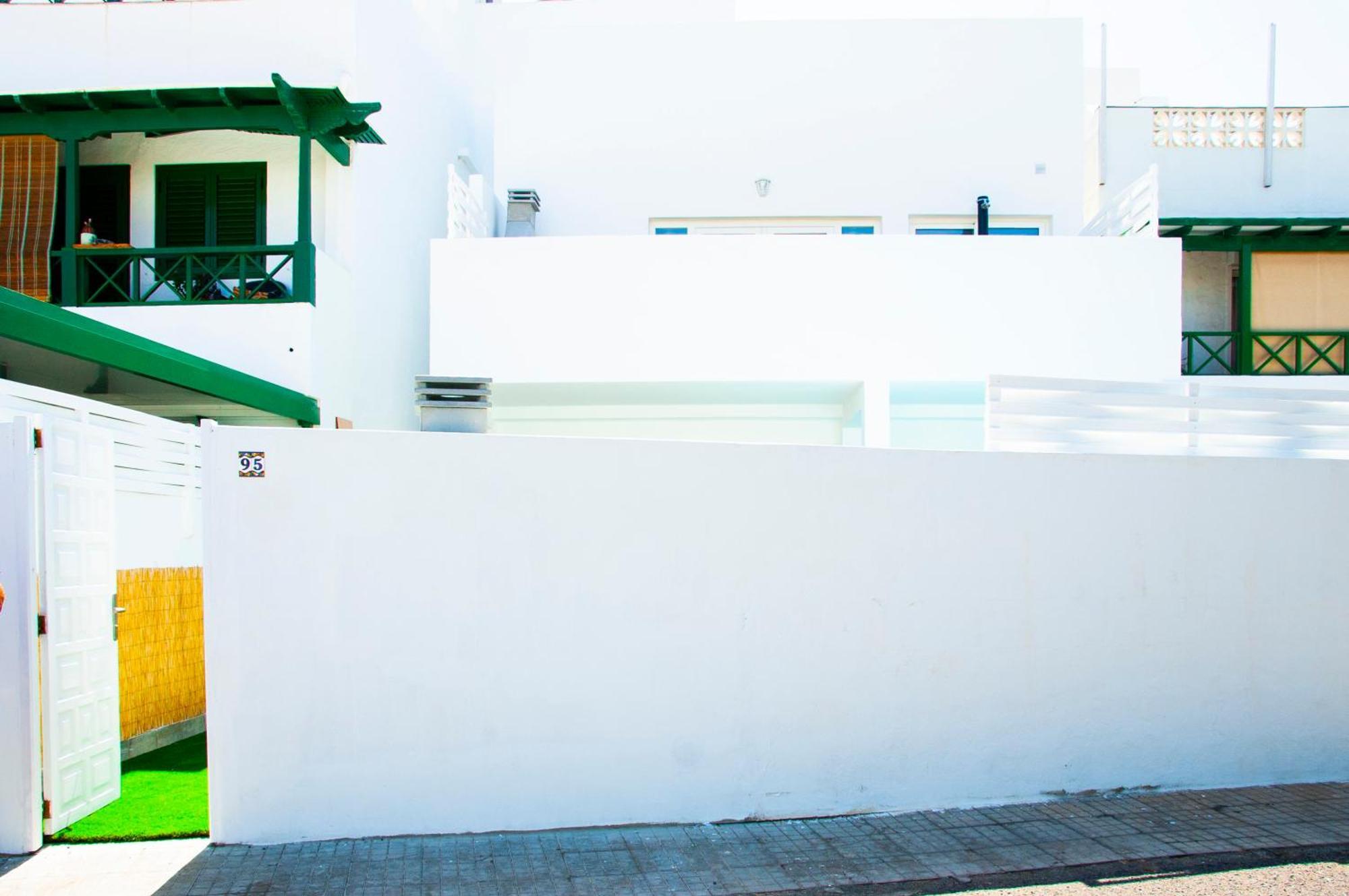 Vibesol Pool Heated House Lejlighed Playa Honda  Eksteriør billede
